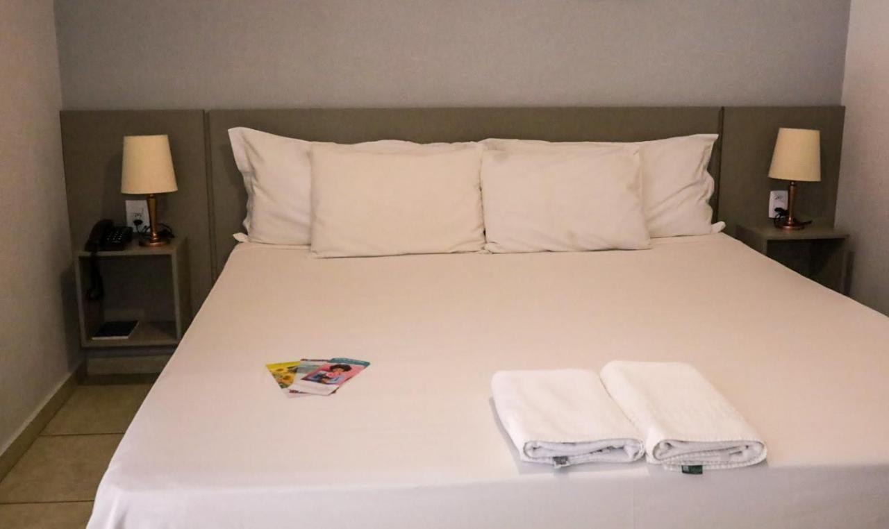 Shellter Hotel 奥兰布拉 外观 照片